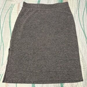 Time and Tru Monochrome Striped Knit Top